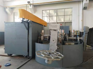 acheter Machine de moulage rotatif 220V-480V avec four circulaire intérieur pour la production de boîtes de refroidissement online manufacture