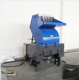 acheter Machine de concassage de plastique à tension 380V avec système de commande PLC online manufacture