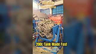 Comment la machine de rotomoulage ND-600 Swing produit-elle efficacement des réservoirs de stockage de produits chimiques de 200 L