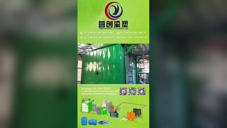 Vitrine de la machine de moulage par rotation Shuttle CS-2A-3500 : démonstration du bras droit et du bras en L